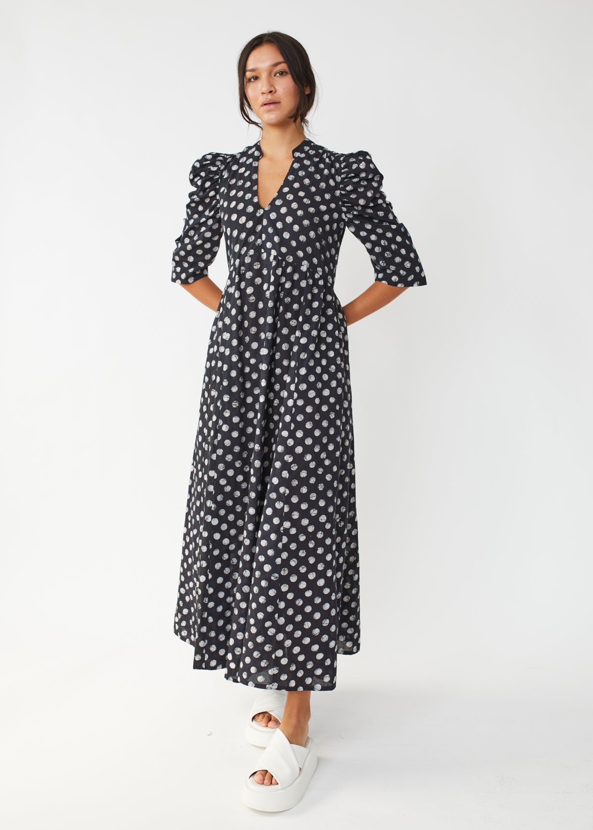Vayu Ambu Dress, Black
