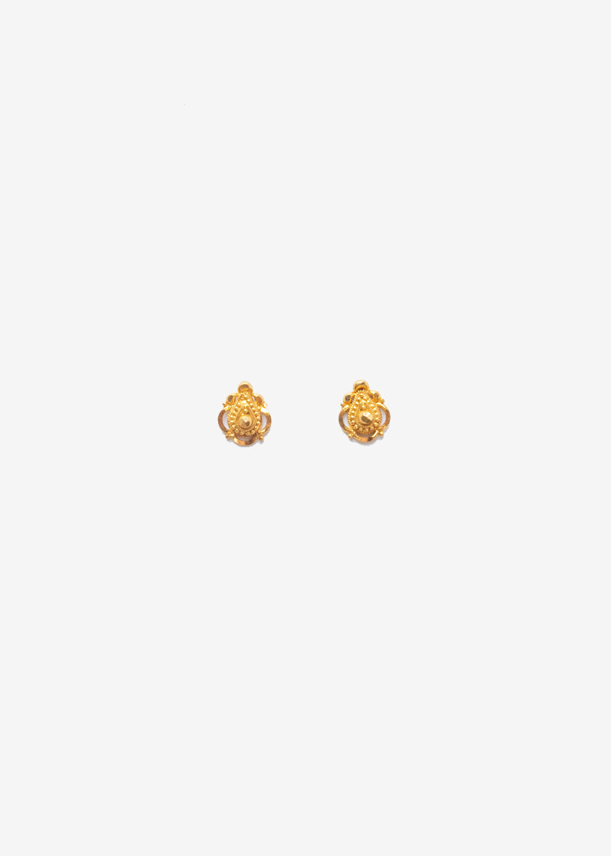 Cottage Studs Small