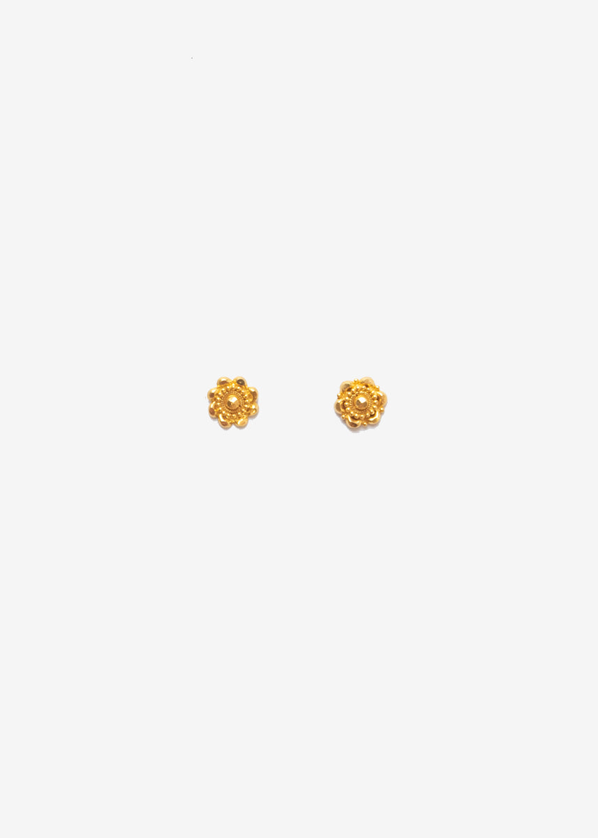 Cottage Studs Small